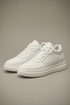 Height-increasing Sneakers